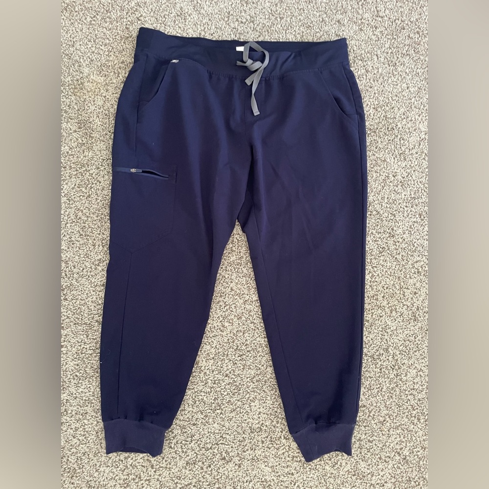 Figs Technical Collection Navy Blue scrub pants - Size XL